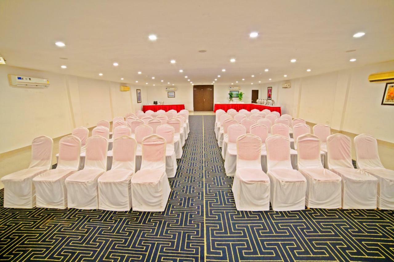 Hotel Clarks Collection Bhavnagar Eksteriør bilde